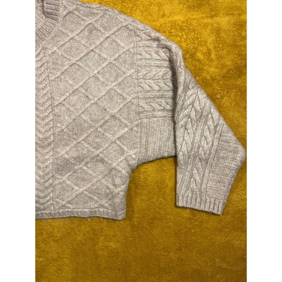 Abercrombie & Fitch Women Sweater Cropped Cable Knit Cozy Cream sz s/m - Picture 11 of 14